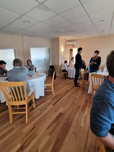 Bar & Grill «Mile Marker One Restaurant & Bar», reviews and photos, 75 Essex Ave, Gloucester, MA 01930, USA