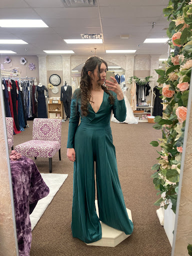 Bridal Shop «Bridal Aisle Off the Rack Boutique & Consignment», reviews and photos, 308 5th Ave SE, Osseo, MN 55369, USA