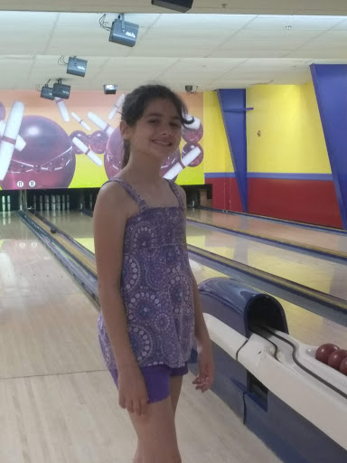 Bowling Alley «Mohegan Bowl», reviews and photos, 51 Thompson Rd, Webster, MA 01570, USA