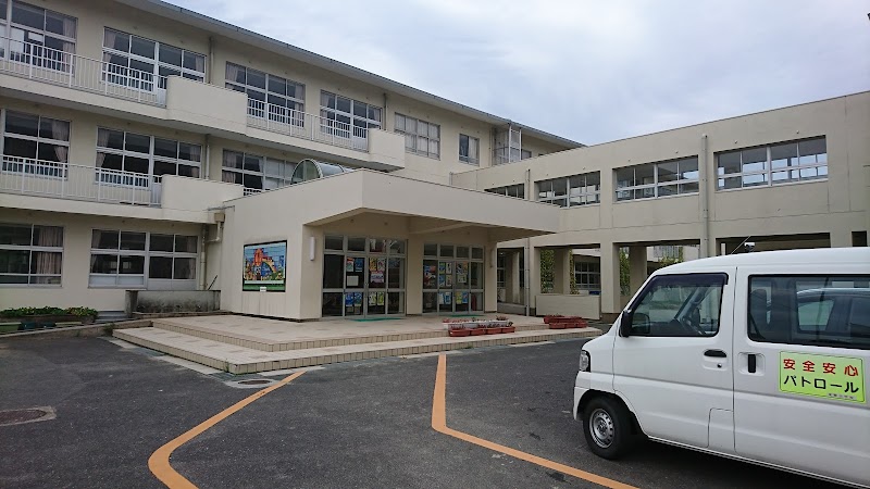 東郷小学校