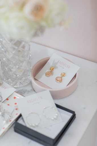 Bridal Shop «Here Comes The Dress», reviews and photos, 850 E 1050 N #101, Chesterton, IN 46304, USA