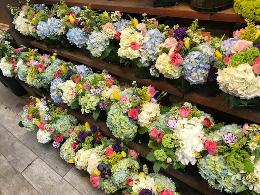 Florist «Fairfield Florist», reviews and photos, 1998 Post Rd, Fairfield, CT 06824, USA