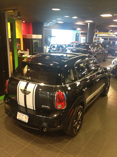 Honda Dealer «Herb Chambers Honda in Boston», reviews and photos, 1186 Commonwealth Avenue, Boston, MA 02134, USA