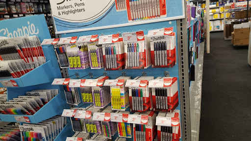Office Supply Store «Staples», reviews and photos, 2120 SW 32nd Ave, Coral Gables, FL 33145, USA