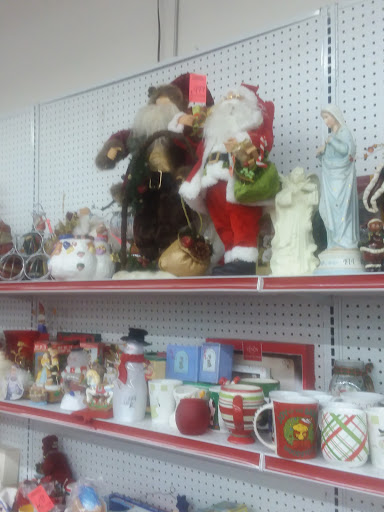 Thrift Store «Red Racks Thrift Store», reviews and photos, 9715 St Charles Rock Rd, Breckenridge Hills, MO 63114, USA