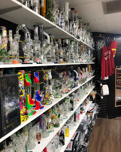 Tobacco Shop «Cigarette & Gift Shop», reviews and photos, 1336 W Yosemite Ave, Manteca, CA 95337, USA