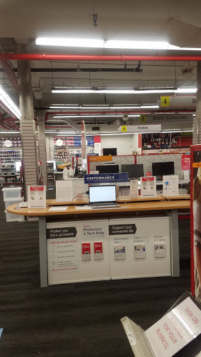 Office Supply Store «Staples», reviews and photos, 91-30 Van Wyck Expy, Jamaica, NY 11418, USA
