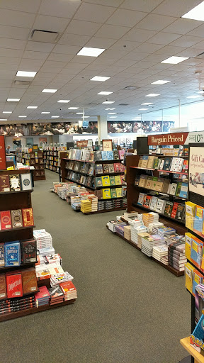 Book Store «Barnes & Noble», reviews and photos, 6050 El Cerrito Plaza, El Cerrito, CA 94530, USA