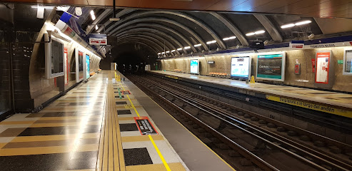 Metro Cristobal Colon
