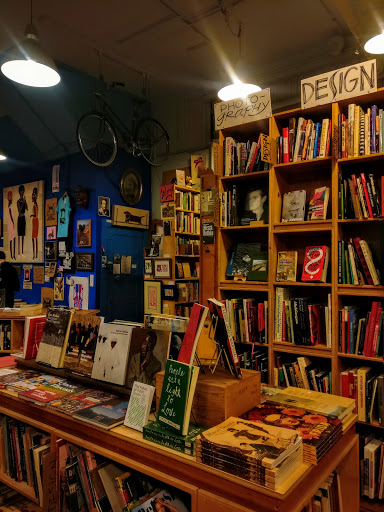 Book Store «Alley Cat Bookstore and Gallery», reviews and photos, 3036 24th St, San Francisco, CA 94110, USA