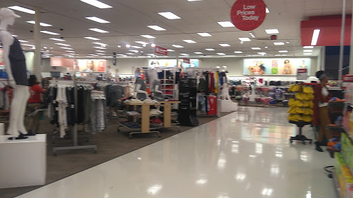 Department Store «Target», reviews and photos, 3101 Jefferson Davis Hwy, Alexandria, VA 22305, USA