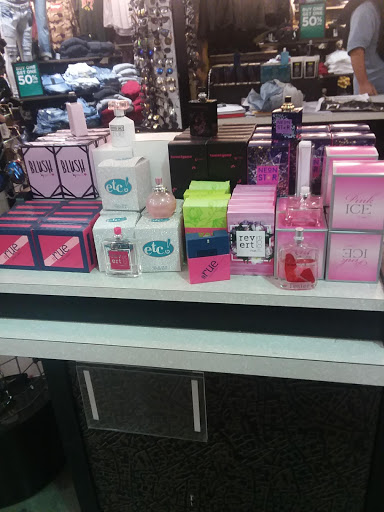 Clothing Store «rue21», reviews and photos, 1600 Rio Rd E #1504, Charlottesville, VA 22901, USA