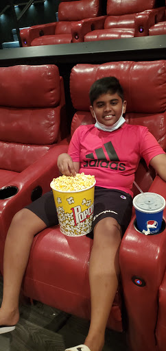 Movie Theater «Atrium Stadium Cinemas», reviews and photos, 680 Arthur Kill Rd, Staten Island, NY 10308, USA