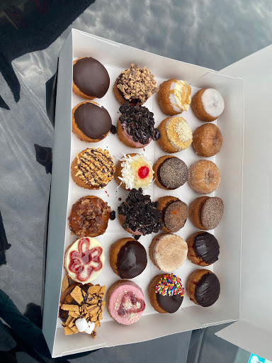 Donut Shop «Peace Love & Little Donuts», reviews and photos, 3106 Tamiami Trail N, Naples, FL 34103, USA