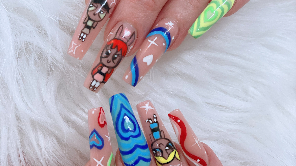 L V Nails 17545