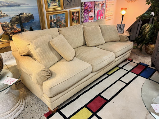 Consignment Shop «Design Furniture Outlet & Consignment», reviews and photos, 1928 Gulf to Bay Blvd, Clearwater, FL 33765, USA