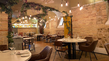 El Real Bar Restaurante - C. de Alfonso I, 40, 50003 Zaragoza, Spain