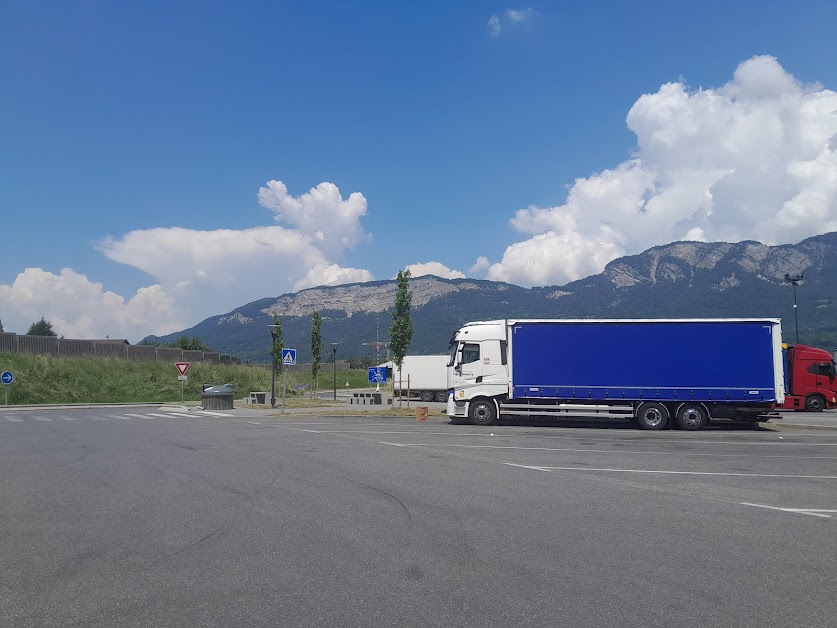 Aire de service camping car à Bonneville (Haute-Savoie 74)