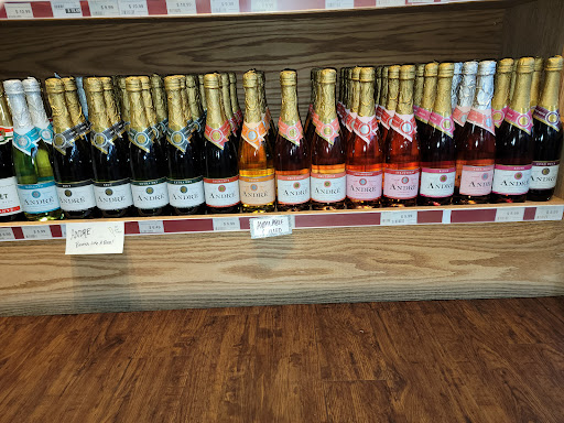 Liquor Store «Shyamrock Liquors», reviews and photos, 2926 Nashville Rd, Bowling Green, KY 42101, USA