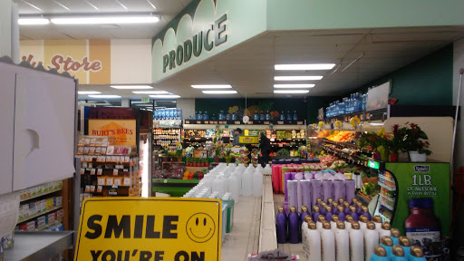 Grocery Store «Rays Food Place», reviews and photos, 875 Redwood Dr, Garberville, CA 95542, USA