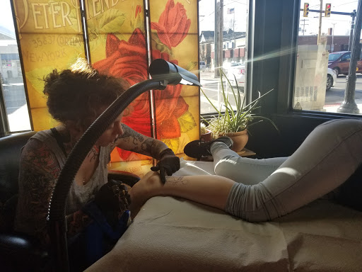Tattoo Shop «Sacred Hand Tattoo Society», reviews and photos, 960 Parsons Ave, Columbus, OH 43206, USA