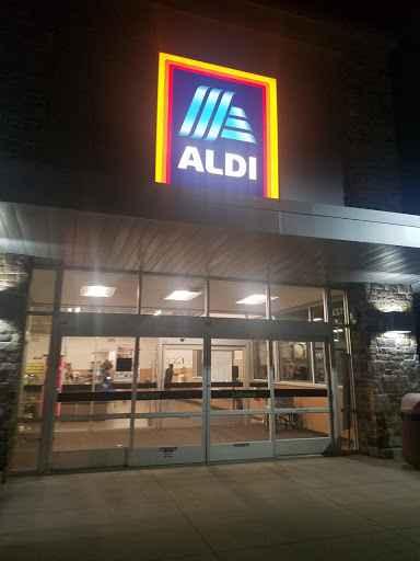 Supermarket «ALDI», reviews and photos, 12390 W Broad St, Henrico, VA 23233, USA