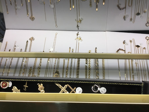 Pawn Shop «J & J Pawn Shop», reviews and photos, 57 Broad St, New Britain, CT 06053, USA