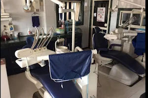 Oracare dental clinic and root canal centre image