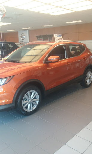 Car Dealer «Serafini Nissan», reviews and photos, 3101 Vestal Pkwy E, Vestal, NY 13850, USA