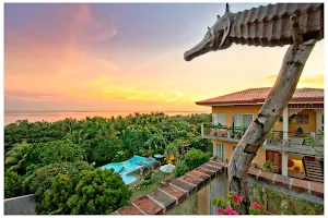 Amarela Resort image