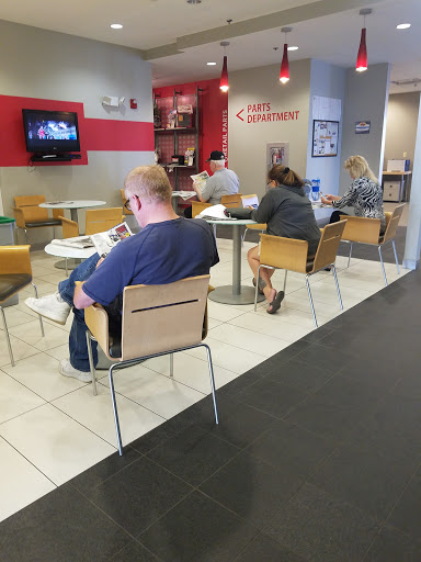 Toyota Dealer «Pauly Toyota», reviews and photos, 1035 S Illinois Rte 31, Crystal Lake, IL 60014, USA