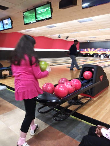 Bowling Alley «AMF American Lanes», reviews and photos, 885 Flat Shoals Rd SE, Conyers, GA 30094, USA