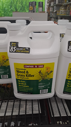 Home Improvement Store «Tractor Supply Co.», reviews and photos, 2028 N Locust Ave, Lawrenceburg, TN 38464, USA