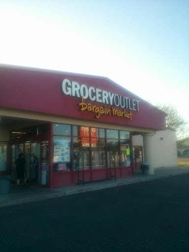 Grocery Store «Grocery Outlet Bargain Market», reviews and photos, 2670 SW 4th Ave, Ontario, OR 97914, USA