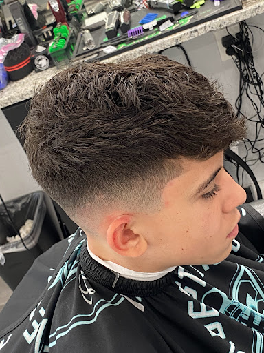 Barber Shop «Fade Station Barber Shop», reviews and photos, 1300 E Bay Dr H, Largo, FL 33771, USA