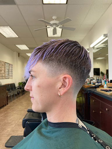 Barber Shop «17 Barber Shop», reviews and photos, 754 Warrenton Rd #101, Fredericksburg, VA 22406, USA