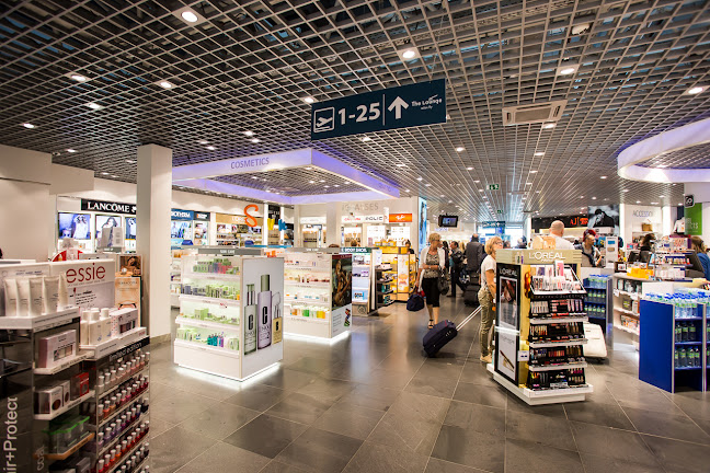 Brussels South Charleroi Airport Shop Airside - International Duty Free - Winkel