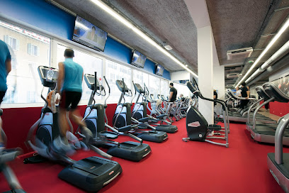 Fitness Park - Pl. de la Gare, 06400 Cannes, France