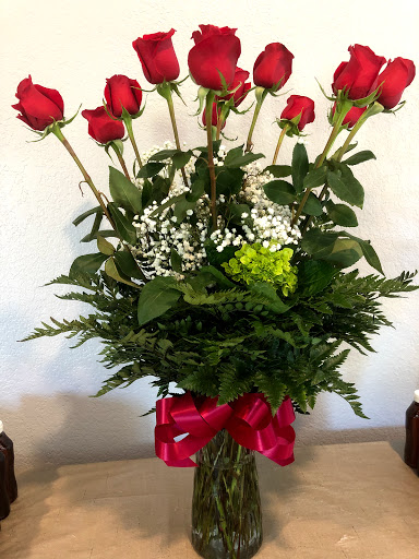 Florist «Roses Just Because/Hub Florist Of Lutz», reviews and photos, 18721 N Dale Mabry Hwy, Lutz, FL 33548, USA