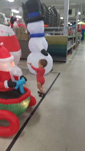 Shopping Mall «North Shore Square Mall», reviews and photos, 150 Northshore Blvd, Slidell, LA 70460, USA