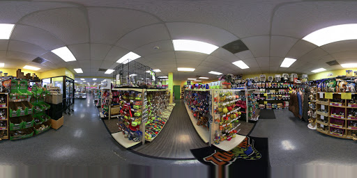 Pet Supply Store «Our Pet World», reviews and photos, 380 Semoran Commerce Pl, Apopka, FL 32703, USA