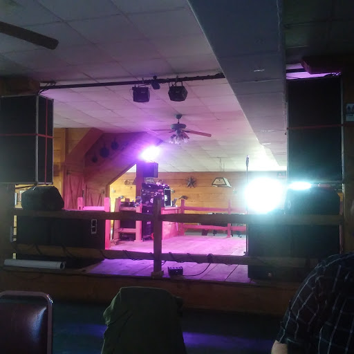 Bar & Grill «Route 61 Roadhouse», reviews and photos, 449 Woodlawn Ave, Sunbury, PA 17801, USA