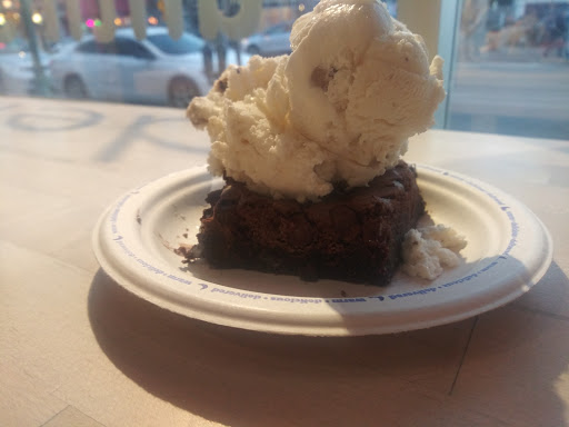 Cookie Shop «Insomnia Cookies», reviews and photos, 6301 Delmar Blvd, University City, MO 63130, USA