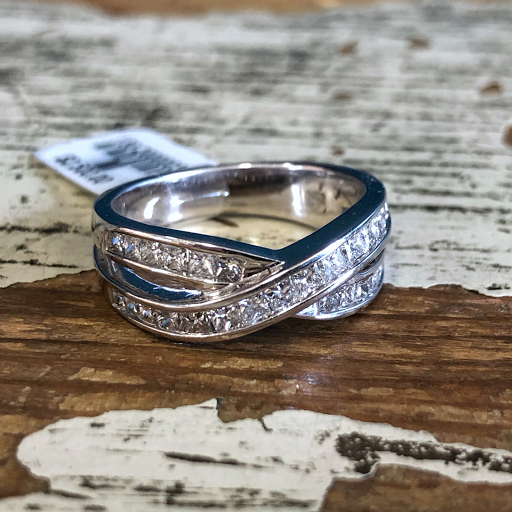 Jewelry Store «Englewood Jewelry & Watch», reviews and photos, 4455 S Broadway #2, Englewood, CO 80113, USA