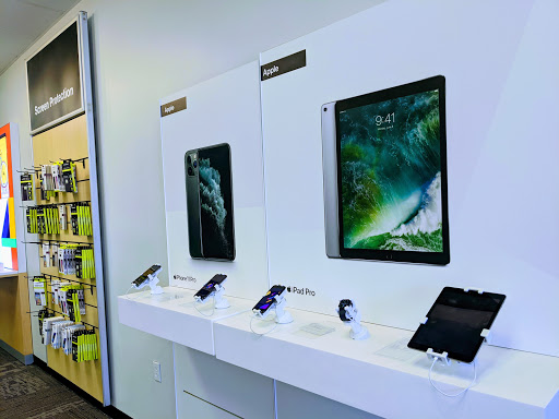 Cell Phone Store «Verizon Authorized Retailer - A Wireless», reviews and photos, 1681 Old Pendergrass Rd #130, Jefferson, GA 30549, USA