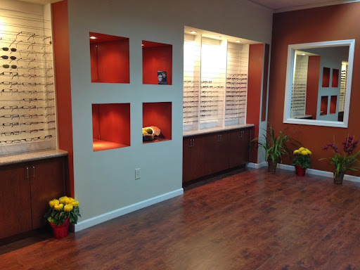 Eye Care Center «Portland Eye Clinic», reviews and photos, 8001 SE Powell Blvd l, Portland, OR 97206, USA