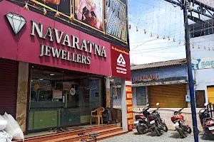 Navaratna Jewellers and Chains image