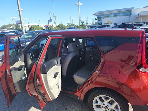 Kia Dealer «Lokey Kia», reviews and photos, 27960 US Hwy 19 N, Clearwater, FL 33761, USA