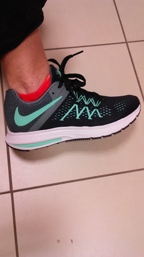 Shoe Store «Shoe Carnival», reviews and photos, 3500 Ross Clark Cir, Dothan, AL 36303, USA