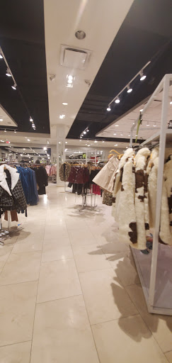 Clothing Store «Forever 21», reviews and photos, 651 Kapkowski Rd, Elizabeth, NJ 07201, USA